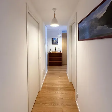 Apartment Modern 2-br In The Heart Of *