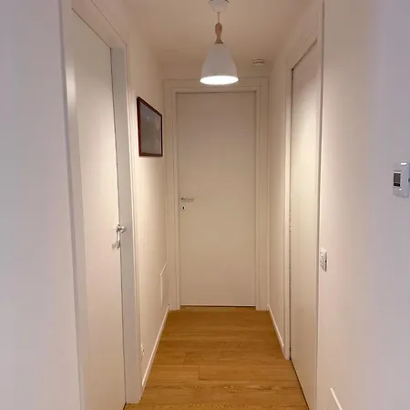 Apartment Modern 2-br In The Heart Of *
